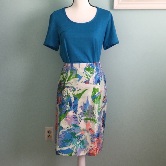 Sunny Leigh Dresses & Skirts - Sunny Leigh- Pink & Green Floral Skirt